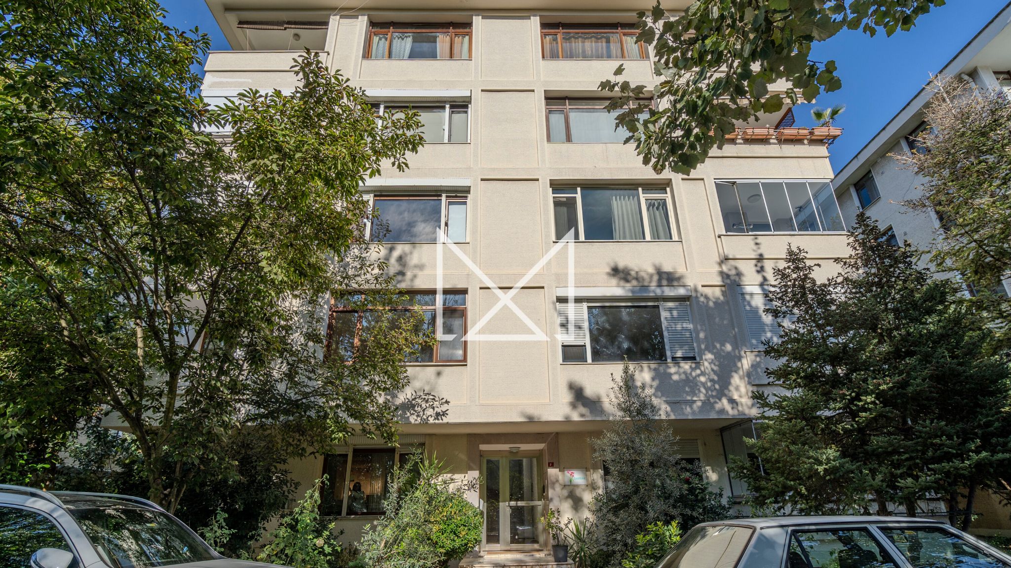 Ulus Doğakent Sitesi'nde Yeşillikler İçinde Kiralık Giriş Kat Daire