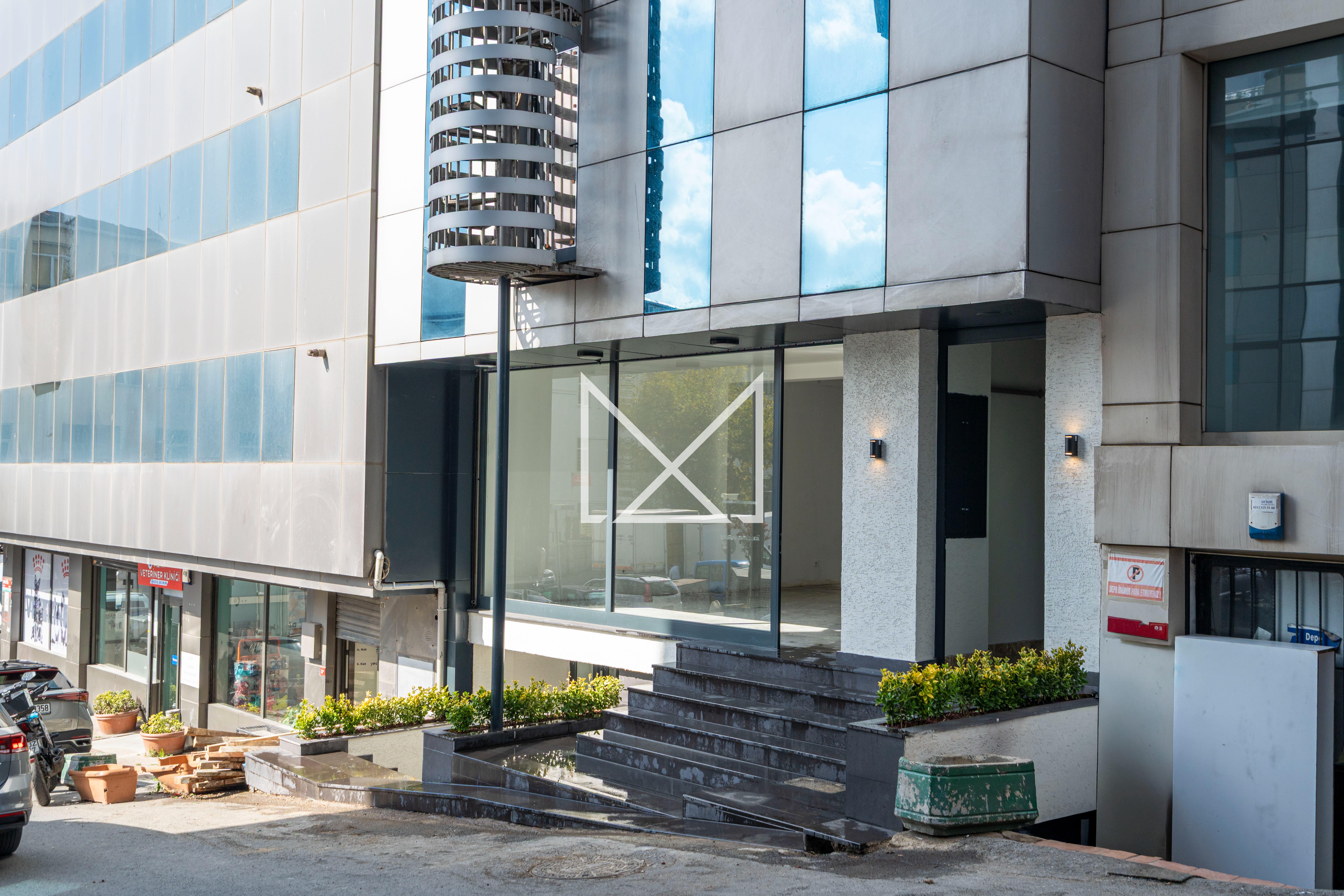 Seyrantepe'de Nef 09 Karşısında 2 Katlı Kiralık Dükkan