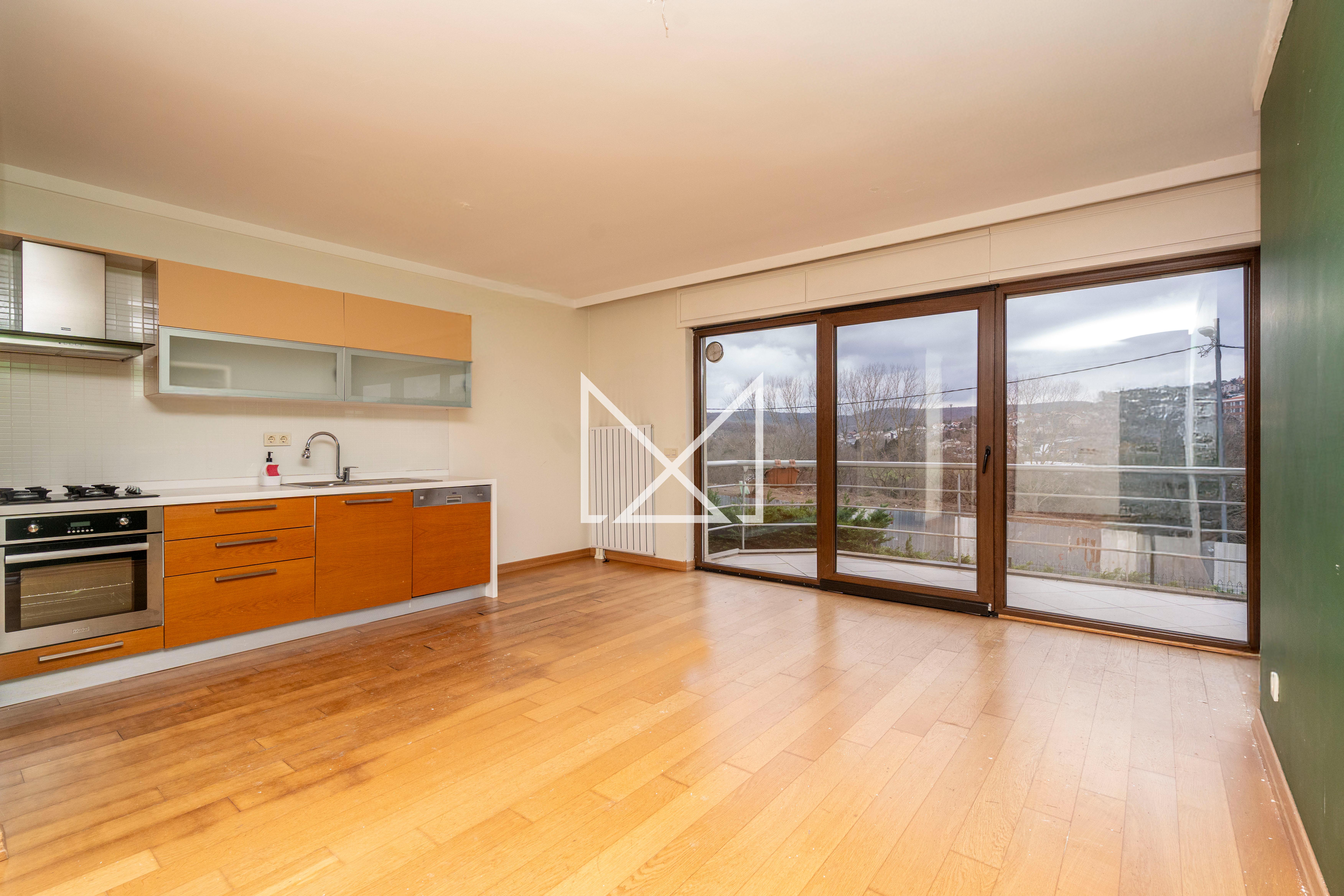 Zekeriyaköy Alya Evleri’nde Merkeze Yakın Satılık Daire